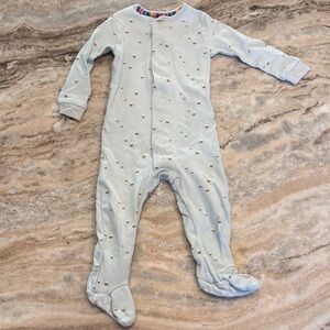 Magnetic me Footie - size 12-18M